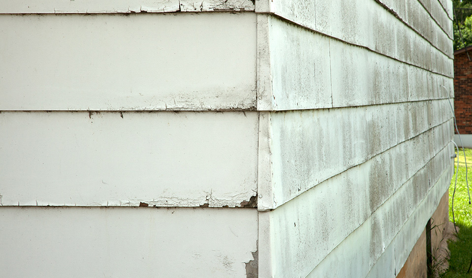 How to tell if your home has problematic hardboard siding and what to do about it